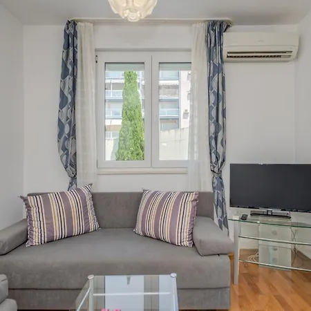 Apartament Lct Beachfront Zs *